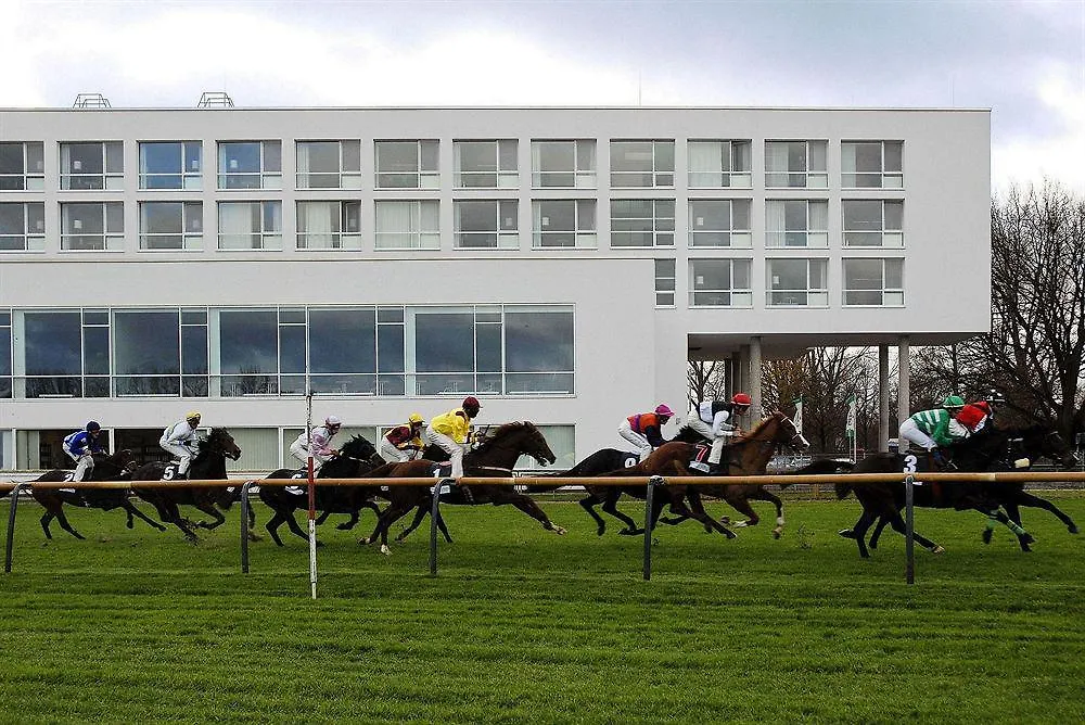 Atlantic Hotel Galopprennbahn Bremen 4*,